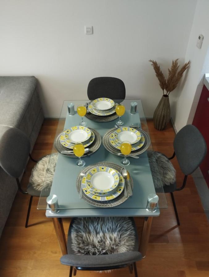 Bella Vista - Cozy Apartments With Easy Check-In And Free Parking سبليت المظهر الخارجي الصورة